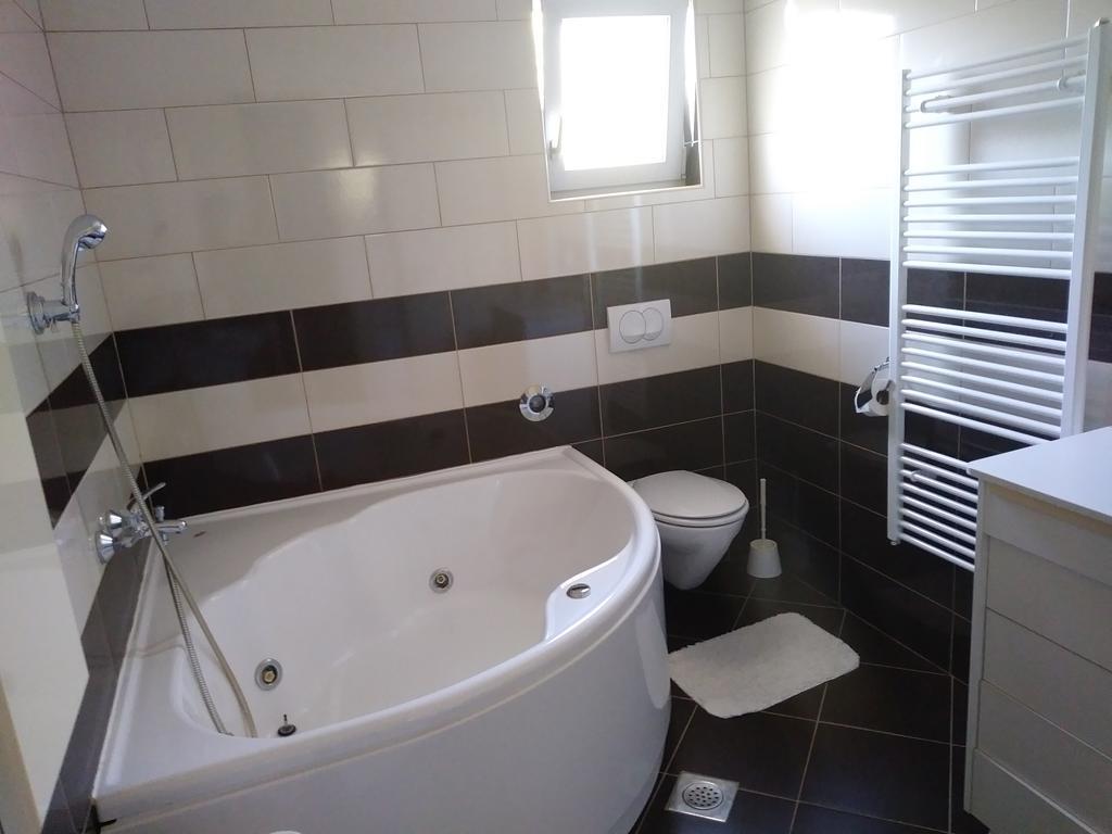 Apartman Toni Bibinje Buitenkant foto